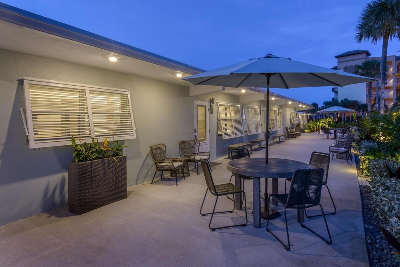 Boutique Vacation Rental Complex At Beach Cocoa Beach Esterno foto