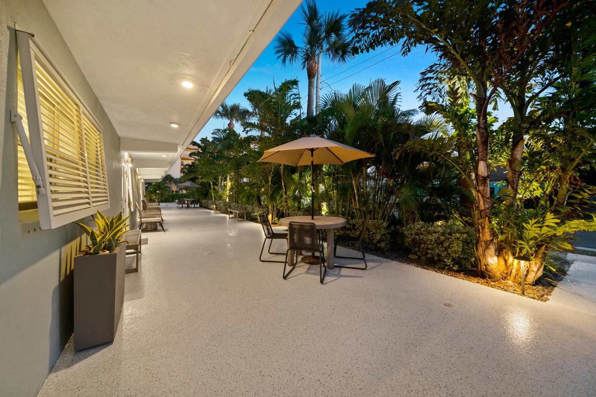 Boutique Vacation Rental Complex At Beach Cocoa Beach Esterno foto